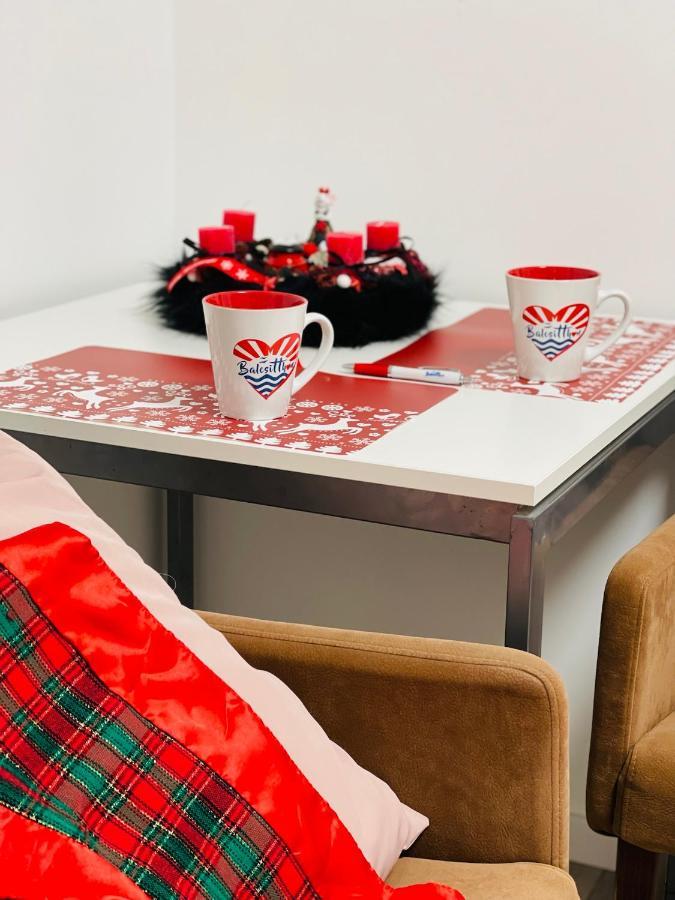 Balcsitthon Apartmanok Siófok Rom bilde