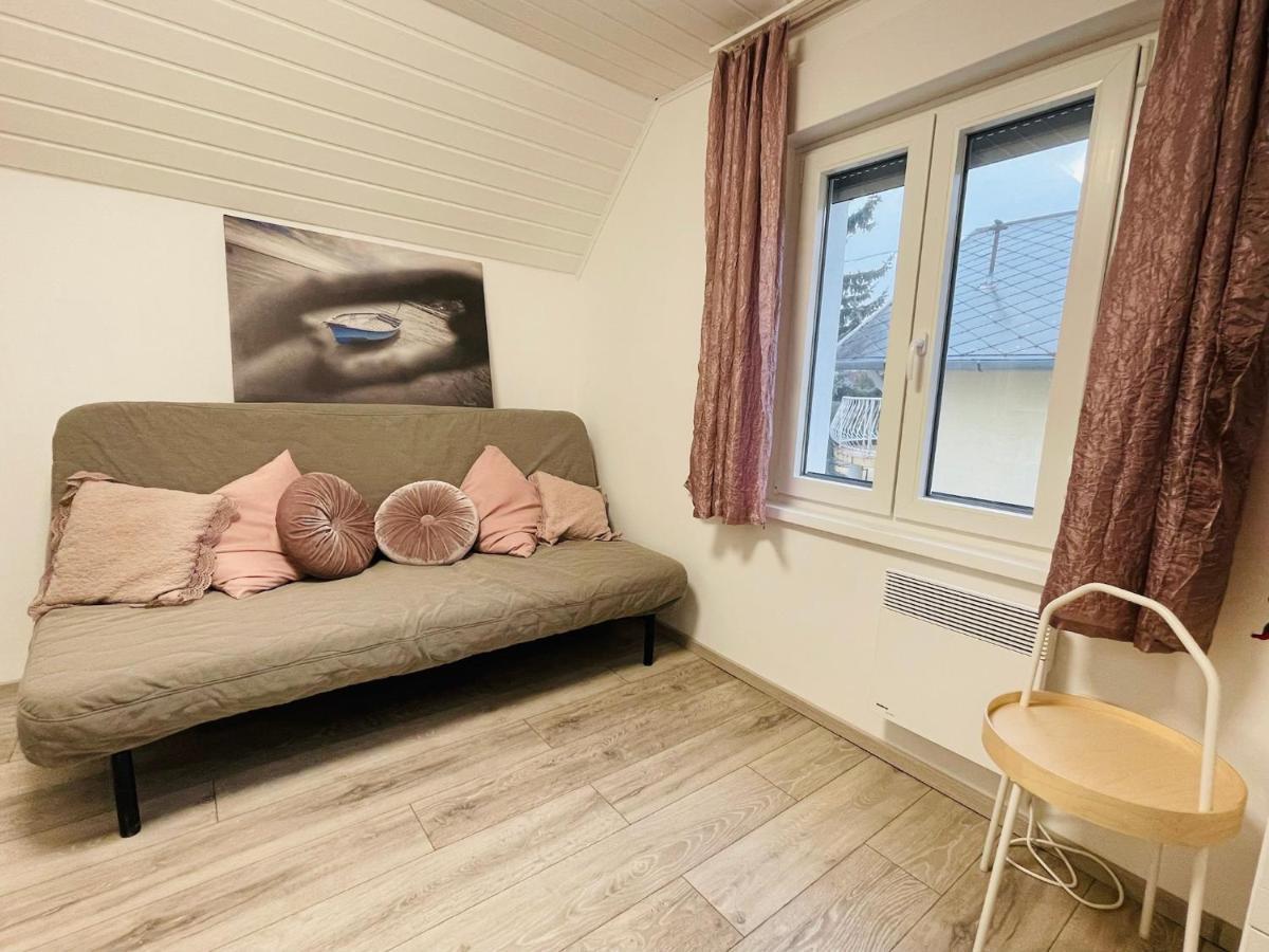 Balcsitthon Apartmanok Siófok Rom bilde