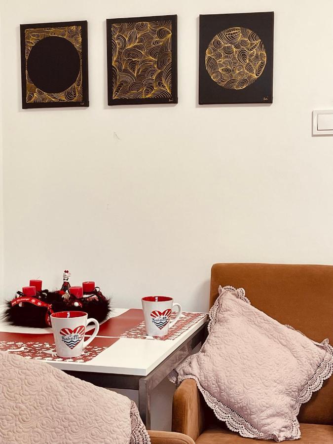 Balcsitthon Apartmanok Siófok Rom bilde
