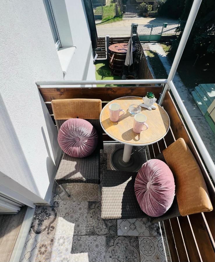 Balcsitthon Apartmanok Siófok Eksteriør bilde